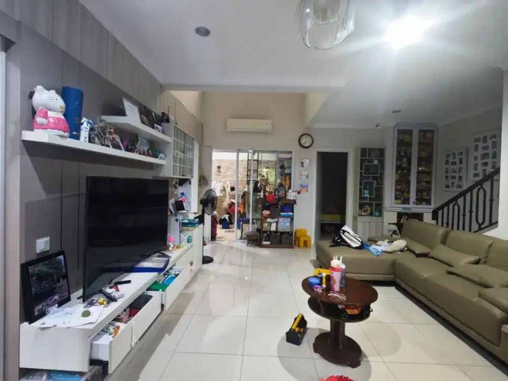 Cluster New Vivacia Eminent Bsd Hadap Utara