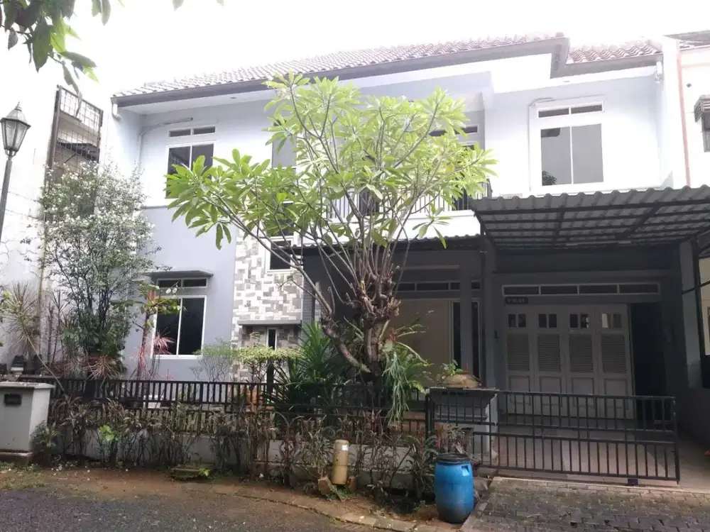 Dijual Rumah diCibubur 5+1 BR luas dan nyaman