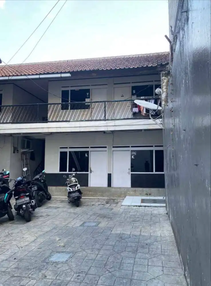 Dijual Rumah Kost Dan Ruang Usaha Aktif Area Cikutra Bandung