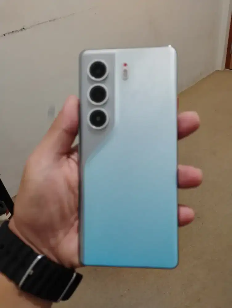 Tecno camon 40 pro 5g 12/256gb