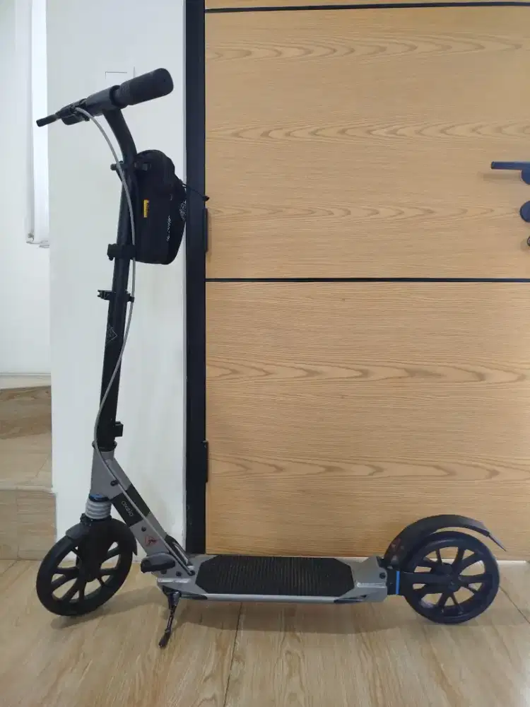 Decathlon Oxelo Town 7 XL Scooter Skuter Dewasa