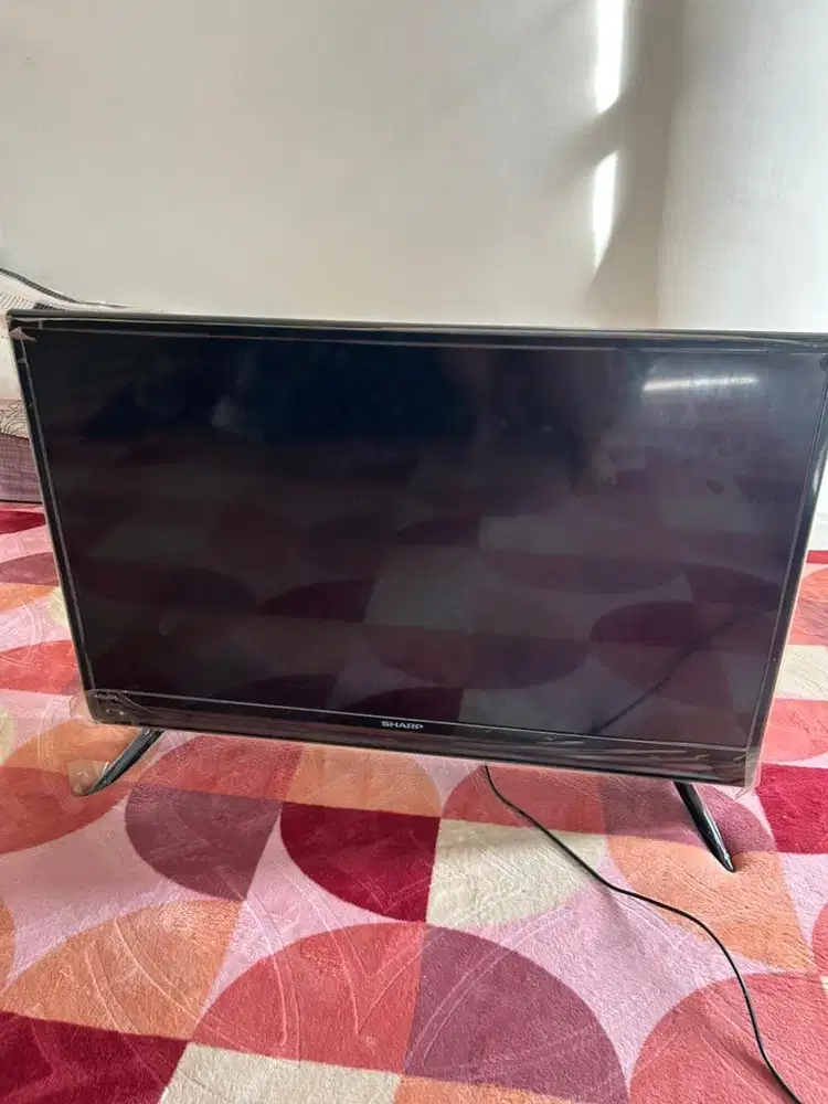 Tv sharp 32 jarang dipakai