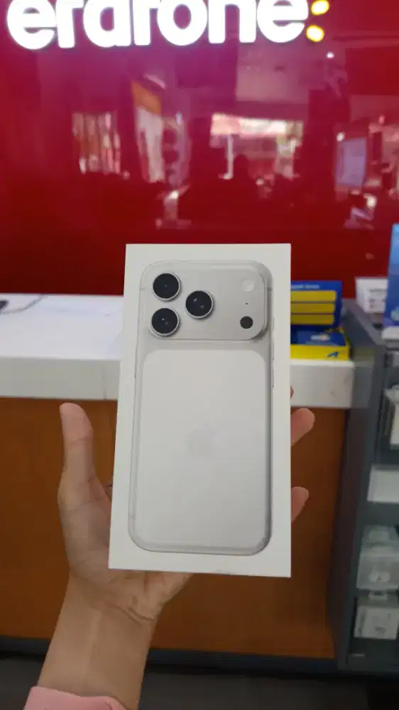 IPHONE 17 PRO 256 SILVER. GARANSI IBOX.