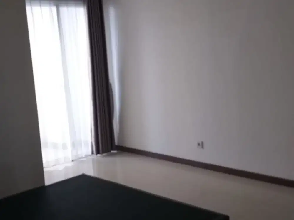 DISEWAKAN CONDOMINIUM GREENBAY PLUIT TYPE 2BR LUA 77m2 SEMI FURNISH MURAHHHH