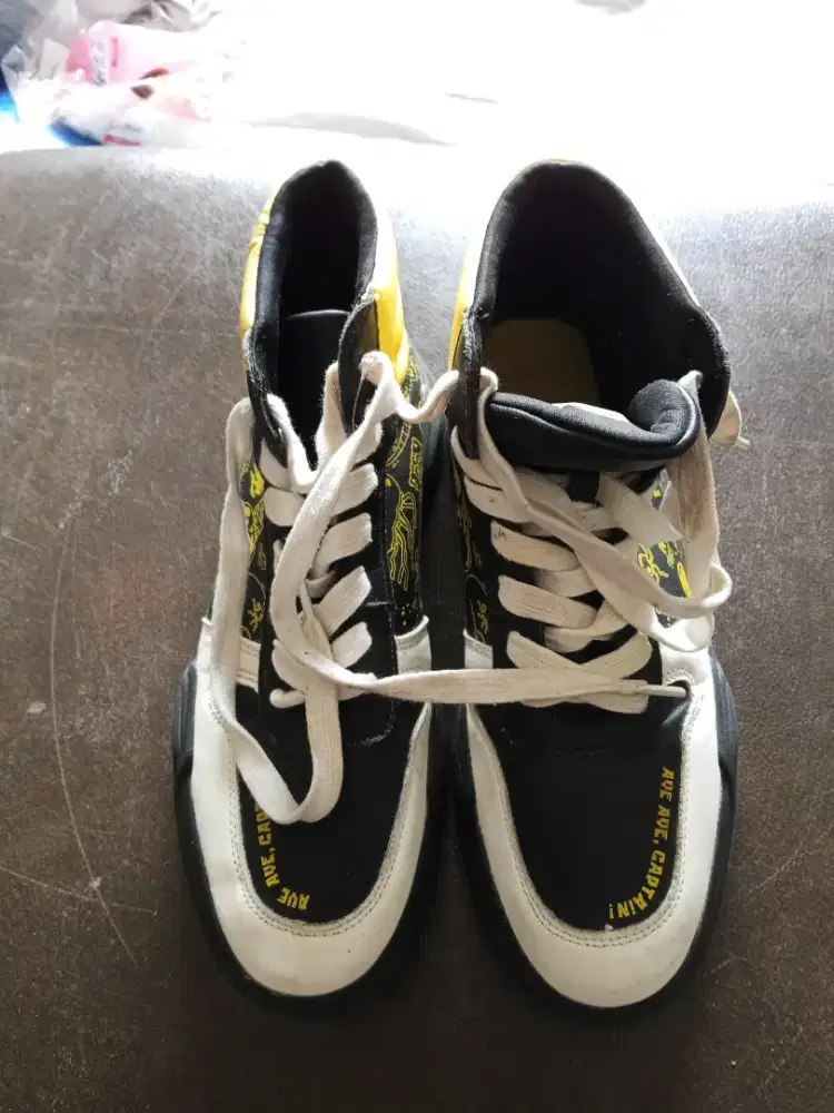 Sepatu Spongebob brown Darbotz gladia