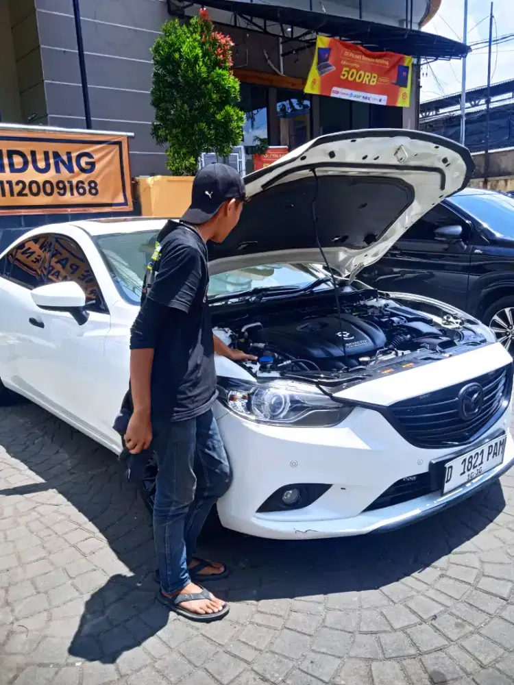 Jasa detailing mobil dan salon mobil