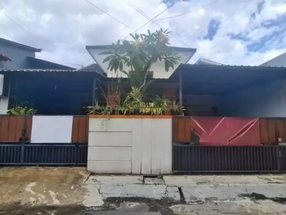 RUMAH SIAP HUNI, 4 MENIT DARI KAMPUS UPN JOGJA DI SETURAN