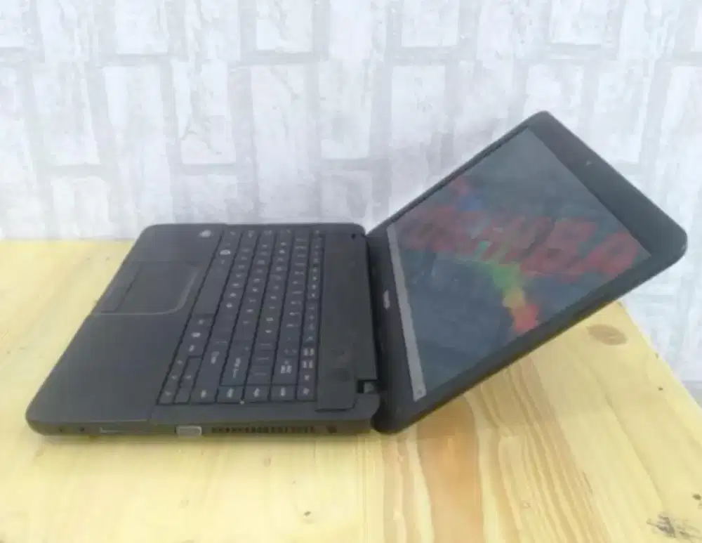 TOSHIBA C800 4/128GB SSD  AMD E1