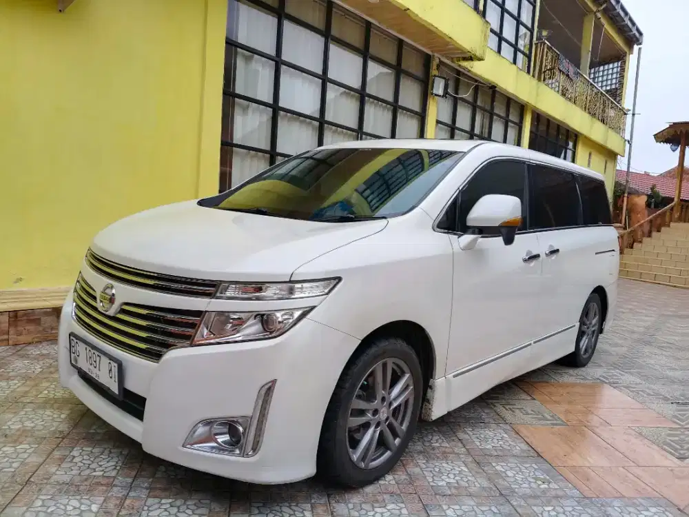 Elgrand 3.5 AT Like New