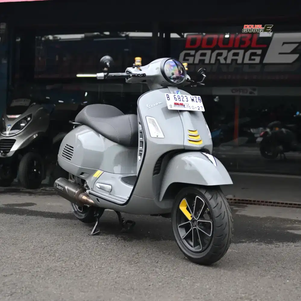VESPA GTS 300 HPE 2019 ABU-ABU 
‎ABS