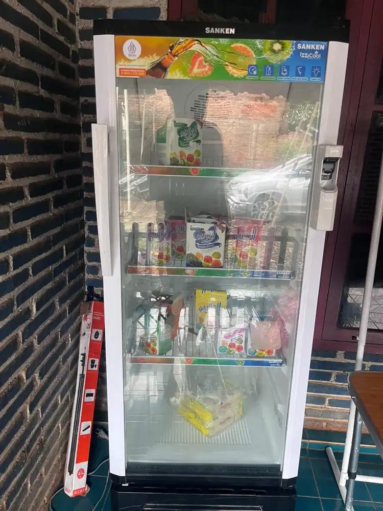 Showcase Good Condition