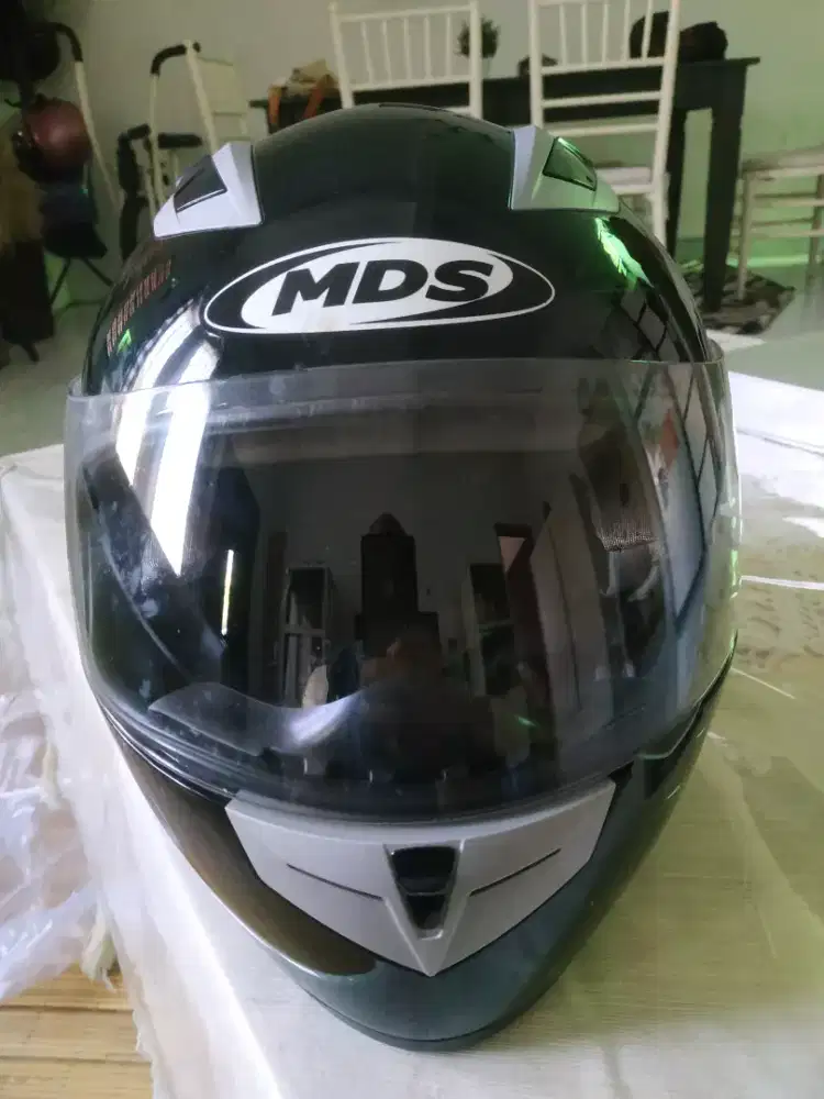 HELM merk MDS mulus bagus