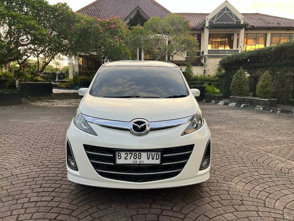 Mazda Biante 2.0 Automatic 2013