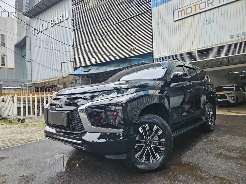 Mitsubishi Pajero Sport Dakar Sunroof 2024 nik 2023 hitam black diesel