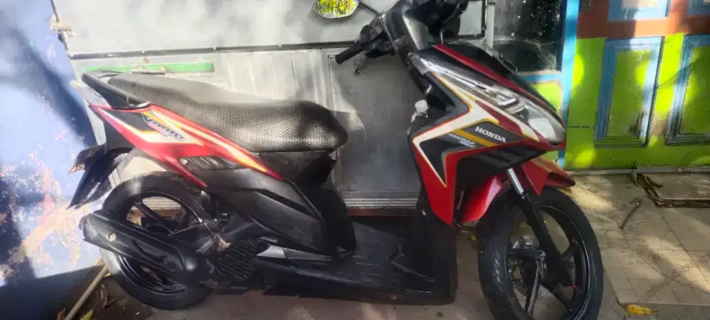 Jual cepat vario 2011