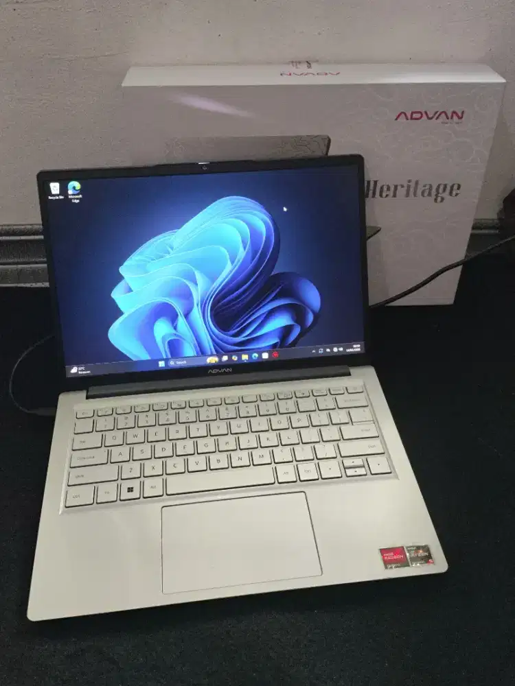 Laptop Advan Ryzen 5 7353HS Ram 8GB SSD 256GB
