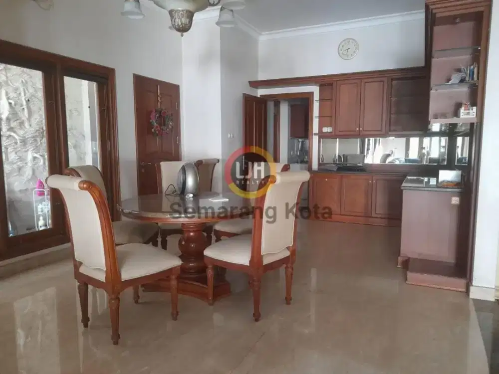 Rumah mewah di Mutiara Papandayan