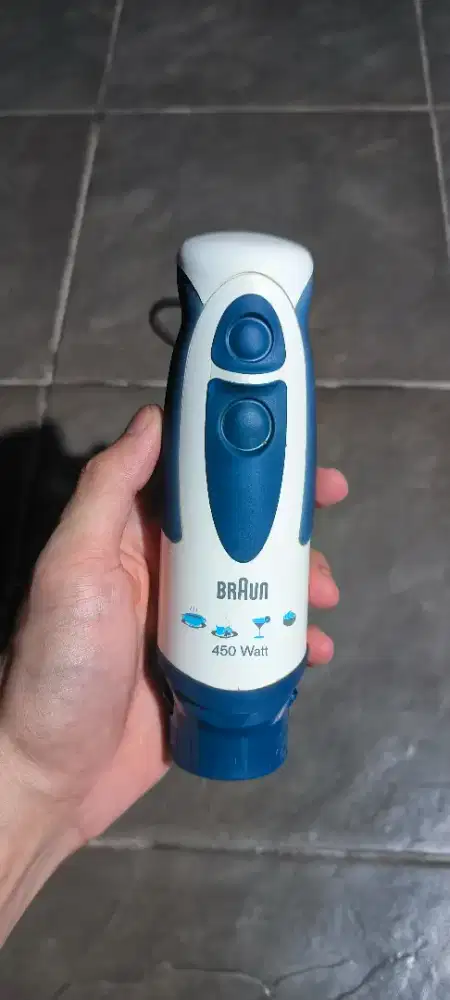 Blender Tangan Braun 450 Watt