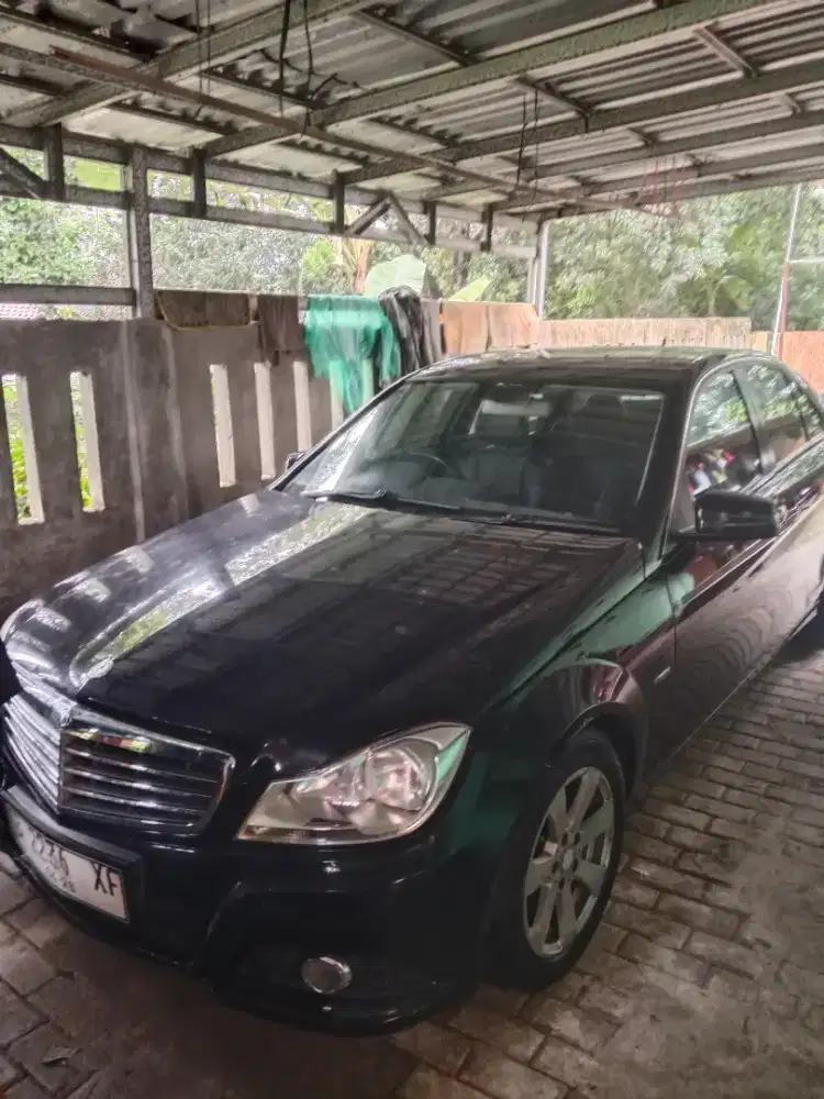 Di jual mercy 2012 second