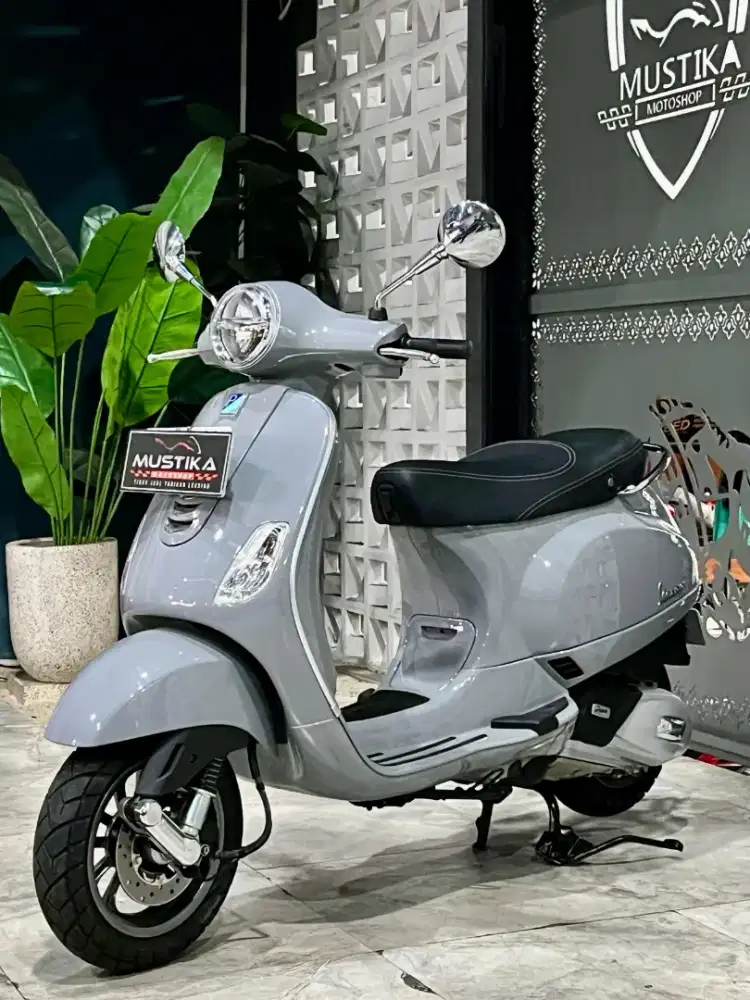 Vespa lx125 tahun 2024
