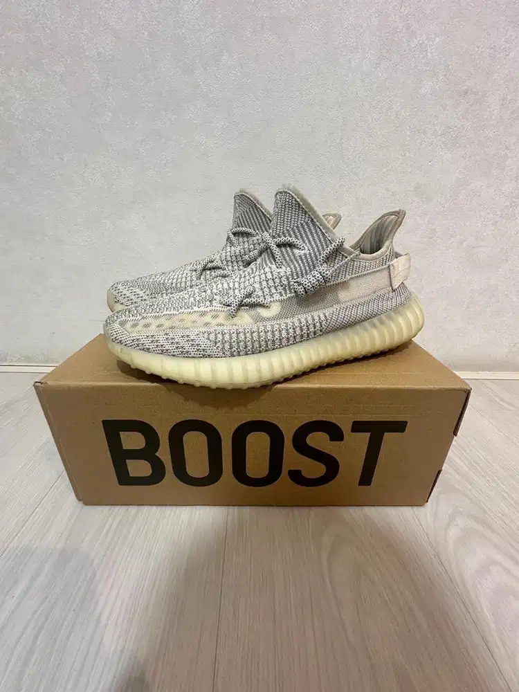 SEPATU PRIA ADIDAS YEEZY 350 V2