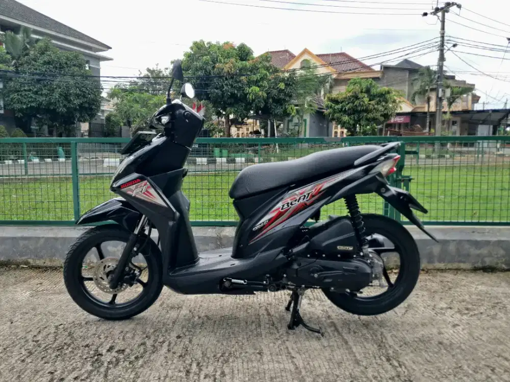 Honda beat fi 2016 pajak on low km kondisi seperti baru