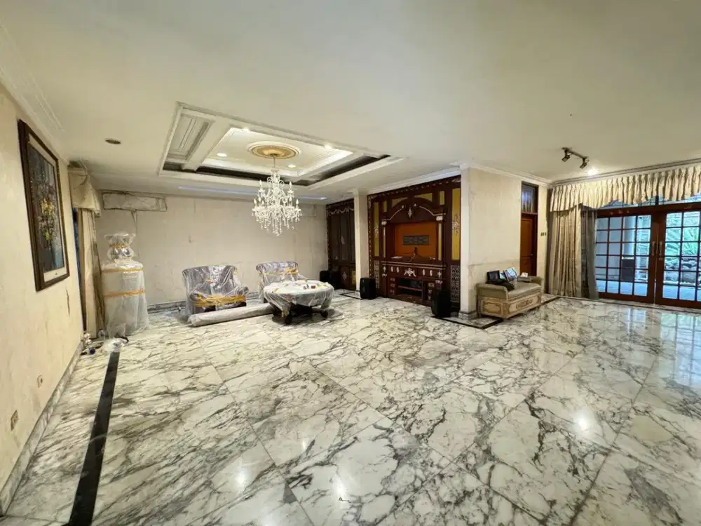Dijual Rumah Mewah Kuningan Jakarta Selatan/Luas 510m2