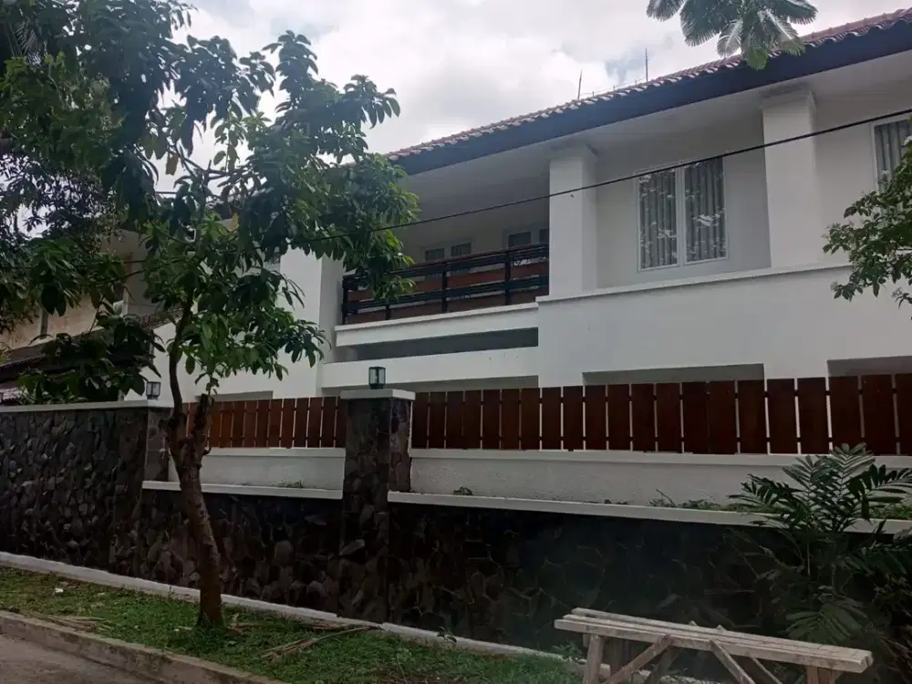 Dukuh Patra II No. 74A