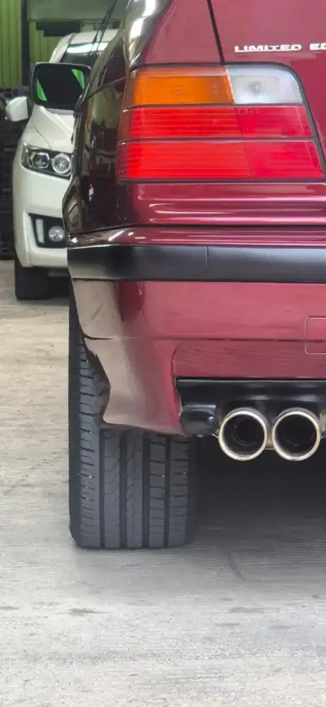 BMW E36 320i M50b20 (Limited Edition) 1995 Calypso Red (rare)