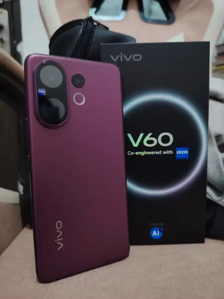 Vivo V60 5G 8/256 Like new fullset