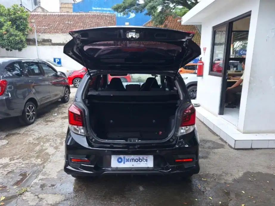 LOW DP Toyota Agya 1.2 TRD Sportivo Bensin-AT 2019 7ND