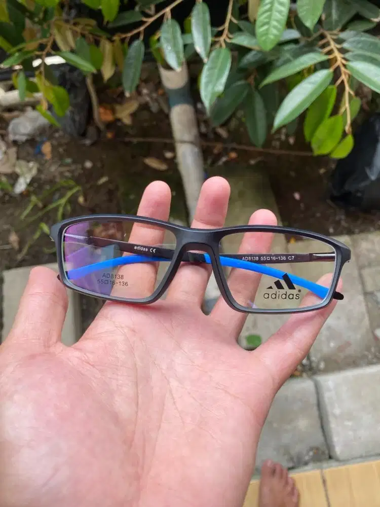 Frame kacamata olahraga/sport adidas