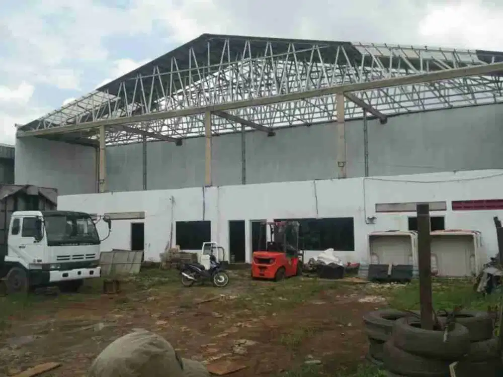 DIJUAL CEPAT GUDANG BARU SETENGAH JADI GUNUNG PUTRI KE TOL 2kM AKSES KONTENER 40FIT