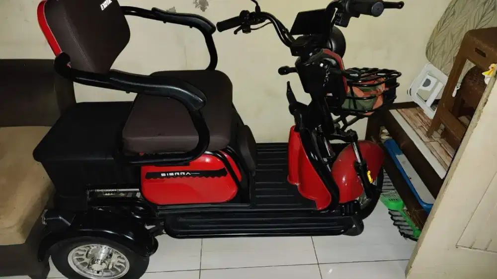 Sepeda Motor Listrik 3 Roda
