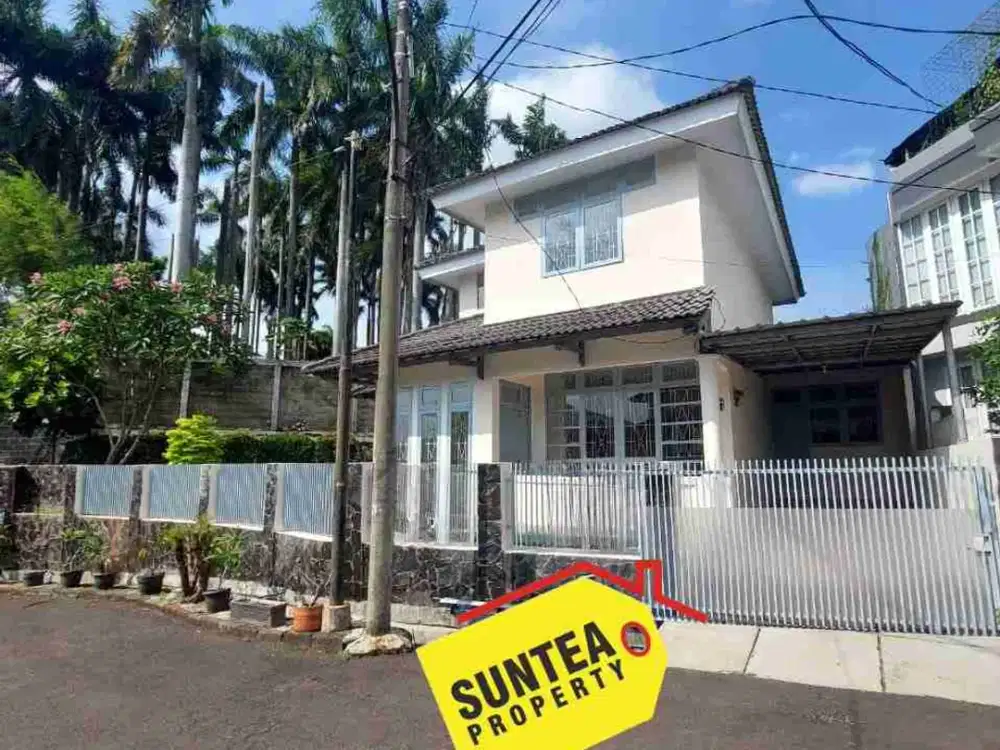 Dijual Rumah Pojok Rapi Siap Huni,Strategis,Bebas Banjir,Asri Nyaman, Lokasi di Bintaro Jaya 9