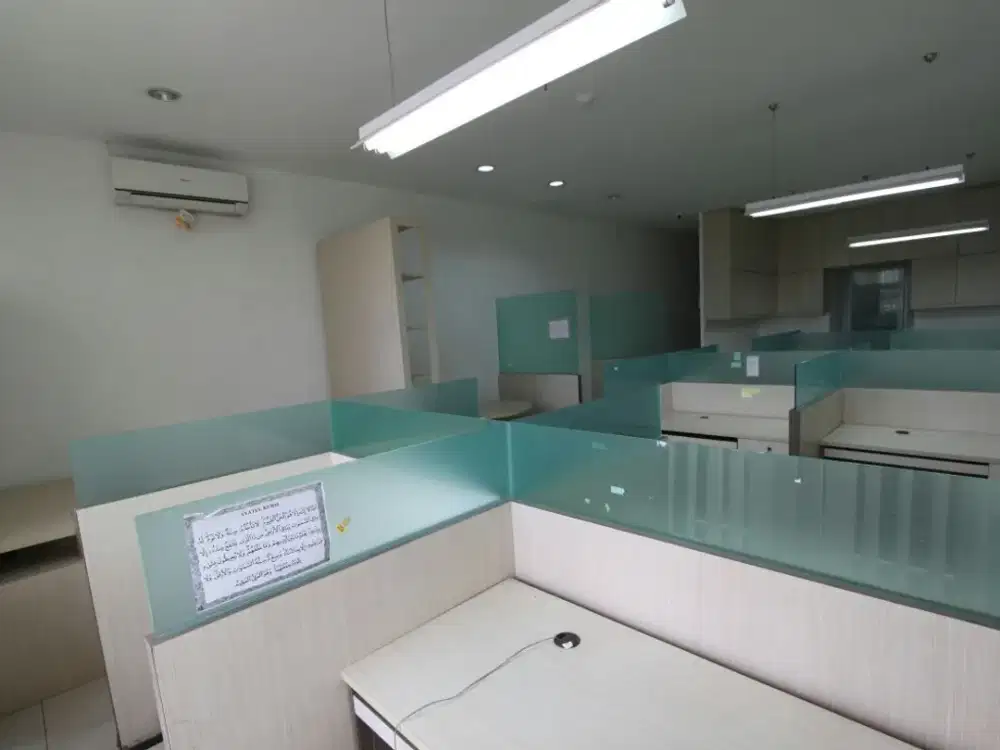 Dijual Ruko 3 Lantai Apartemen Thamrin Residence