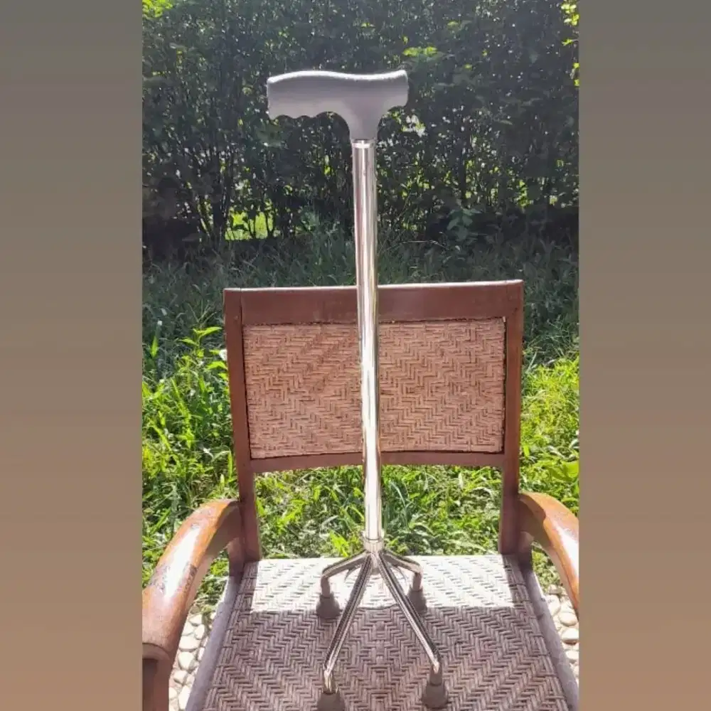 Tongkat 4 Kaki Kimia.Farma