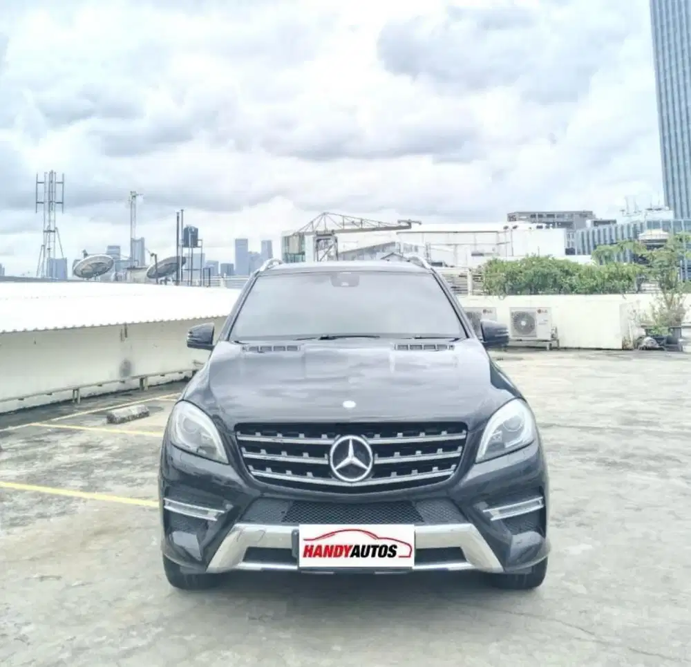 Mercedes Benz ML400 AMG Tahun 2014 Automatic Hitam Metalik