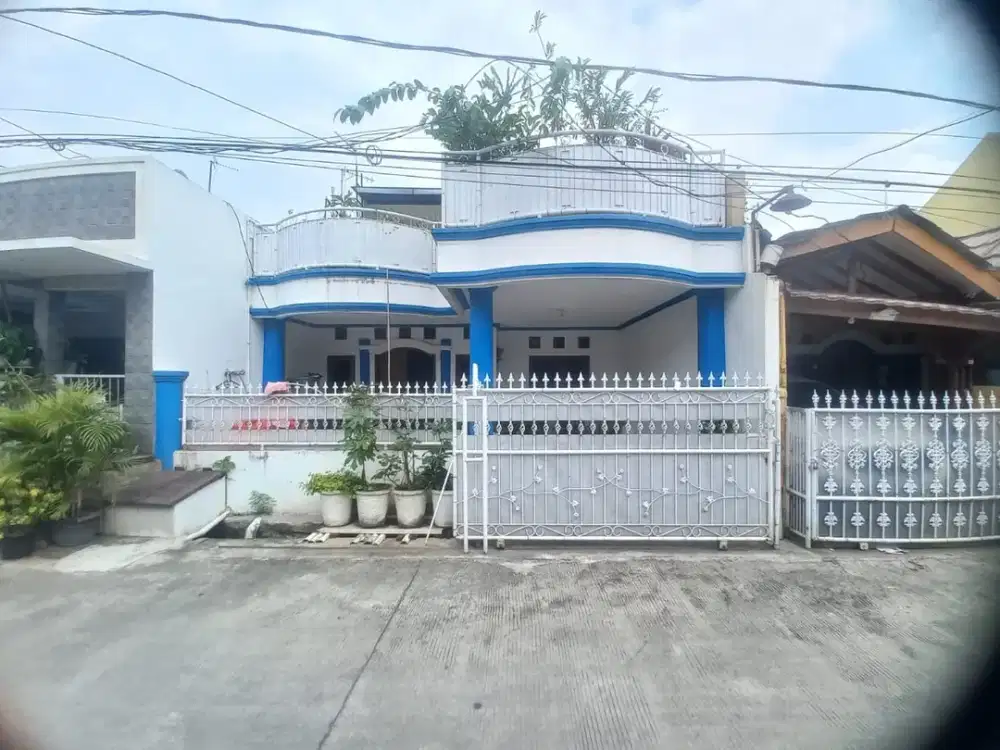 DIJUAL RUMAH BAGUS DG BALKON LUAS DI ALINDA KENCANA BEKASI