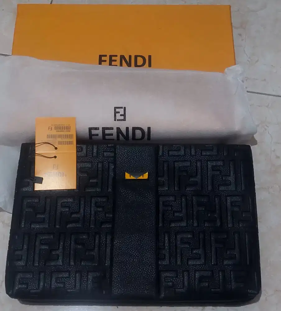 FENDI Authentic second