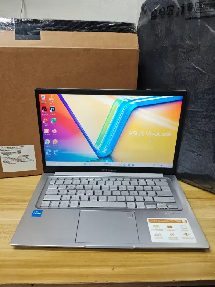 Asus VivoBook A1404Va. Core i3-1315U. Ram 8gb. Ssd 256gb. Like New