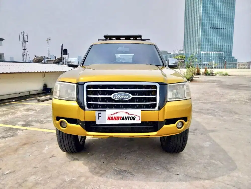 Ford Everest XLT Tahun 2008 Kuning Metalik