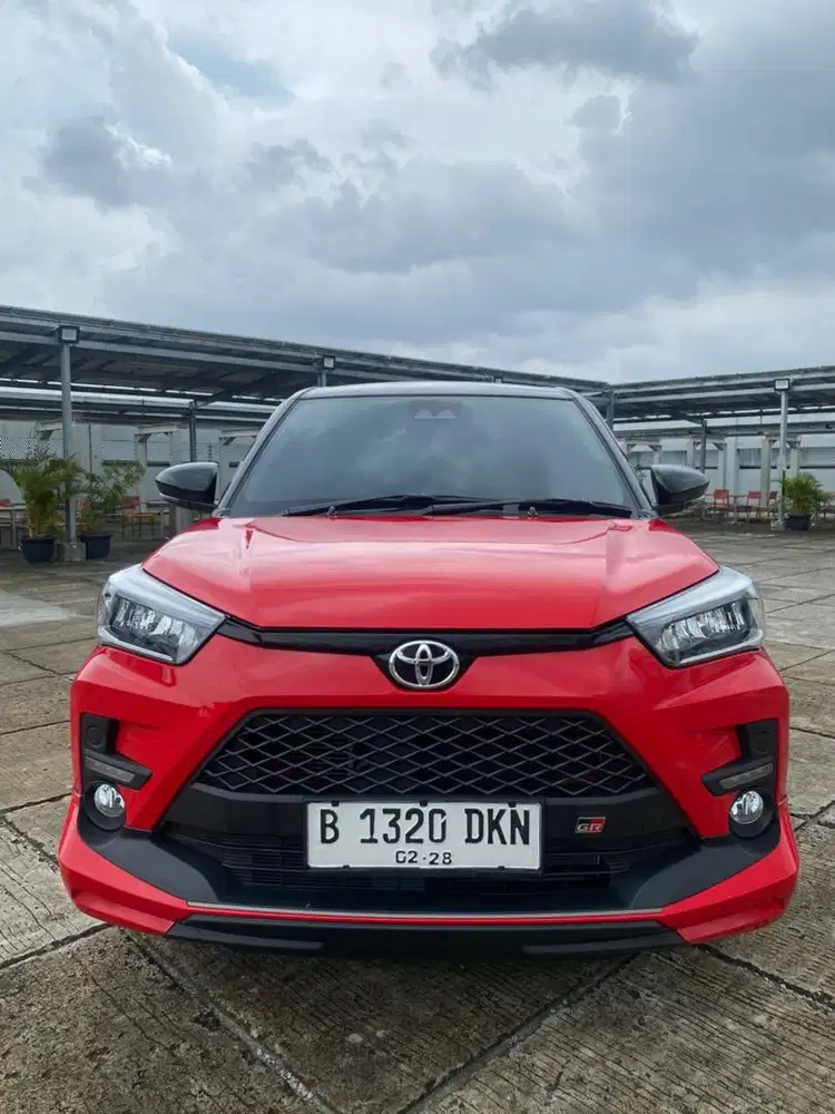 (Km Super Low 10ribuan Full Ori)TOYOTA RAIZE 1.0 GR SPORT TSS CVT 2022
