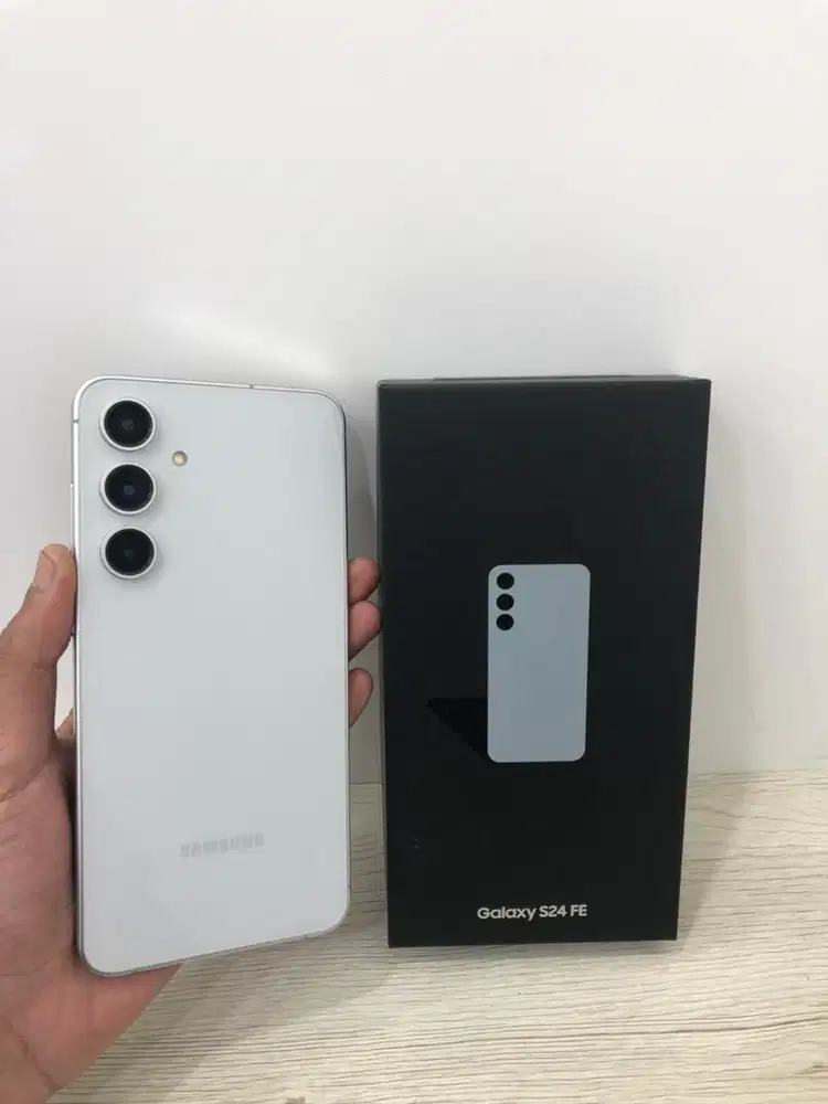 Samsung S24 fe 5g 8/256gb