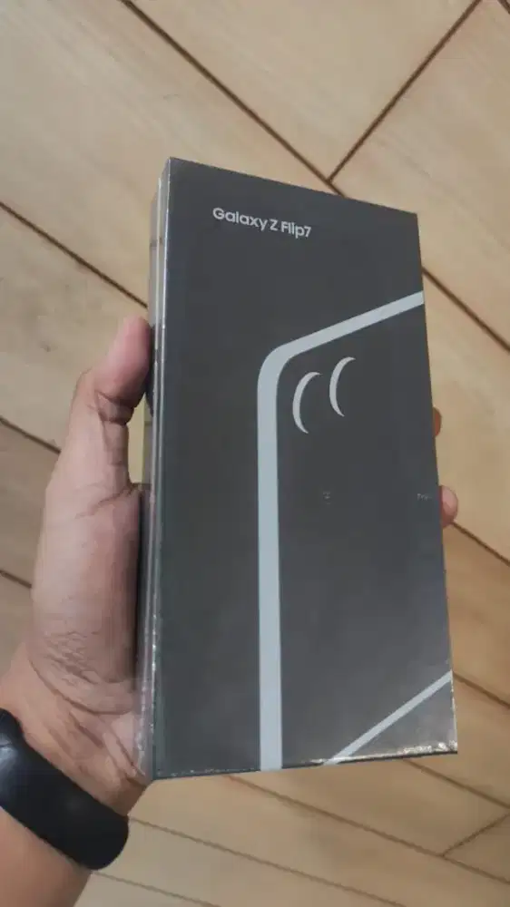 Samsung Galaxy Z Flip 7 256GB Bisa Cash atau Kredit Syarat KTP Saja