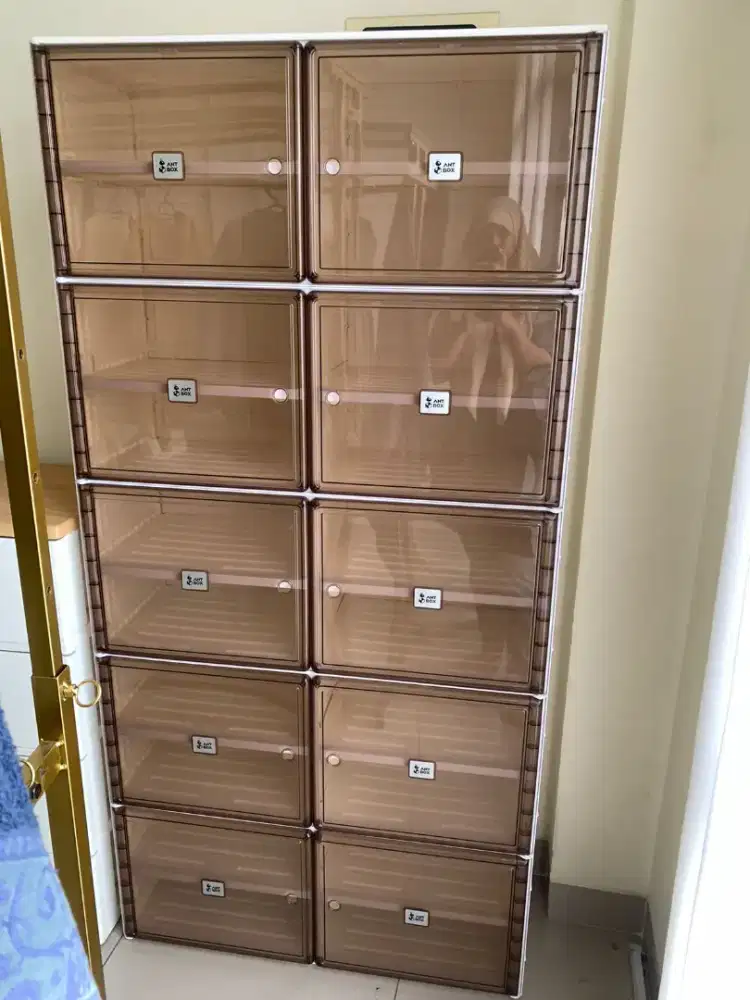 Rak plastik sepatu dan tas