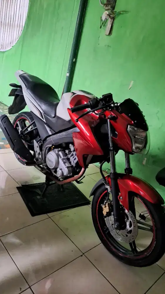 Vixion New VNL FI mesin ful ORI halus Ss lengkap  B DKI  gesit irit