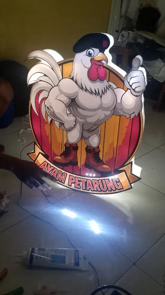 PRODUSEN LAMPU NEON BOX HURF TIMBUL DLL