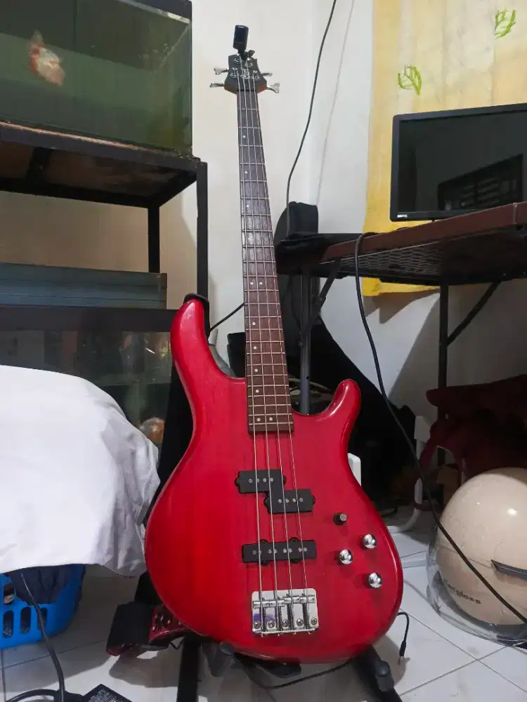 Bass Cort Action IV Plus Aktif