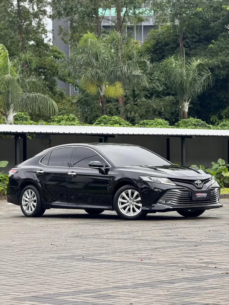 Toyota Camry 2.5 V Nik 2019 Hitam AT Matic Honda Accord MG 5 2020